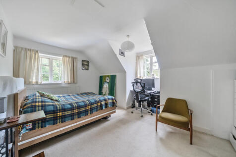 1298008-10-682e31...