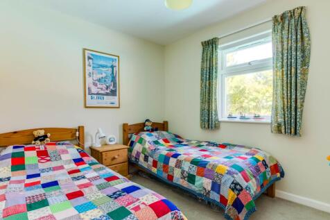 66be0be4b28f1_St Cuby-53