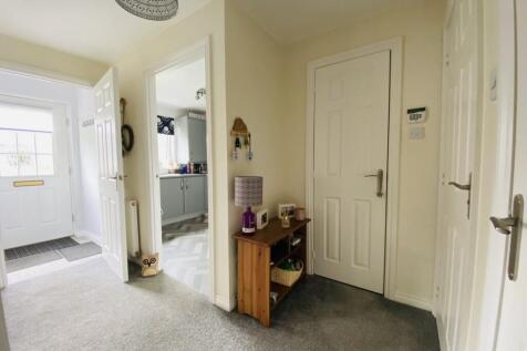 1 Summerpark Way, Dumfries, DG1 3FW - Braidwoods S