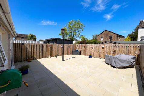 McMillan Crescent, Beith rear garden