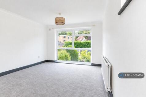 Bramley Court, Poole, BH12 photo 3