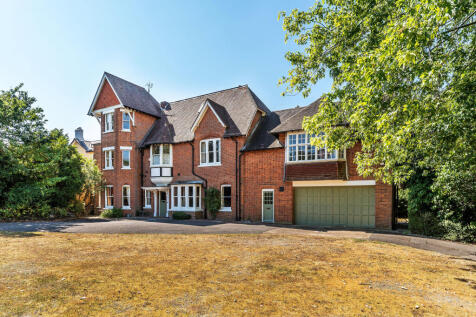 Garth-House-3