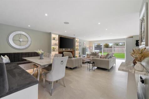 Kitchen/Dining/Living Room