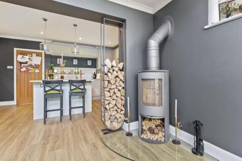 Douglas Avenue, 6-014.JPG