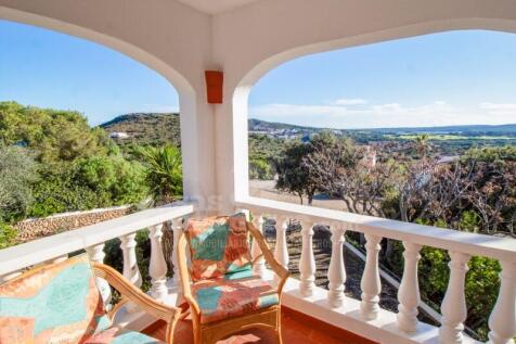 House near the sea in Menorca