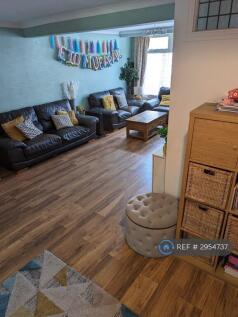 St Albans Avenue, London, E6 photo 5