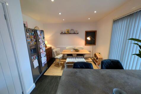 Old Lime Gardens, Kings Norton, Birmingham, B38 9SG photo 5