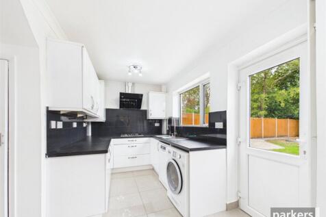 Clivedale Road, Woodley, Reading, Berkshire, RG5 photo 4