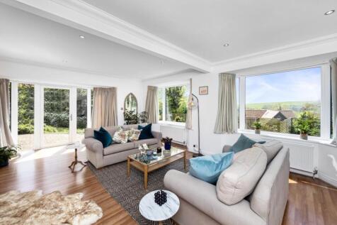 Longhill Road, 002.jpg