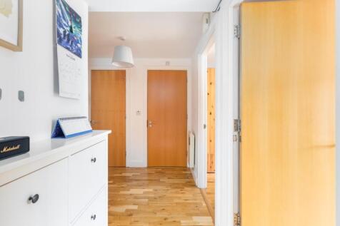 63 st peters court_dec-7.jpg