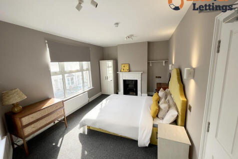 Bedroom 2b