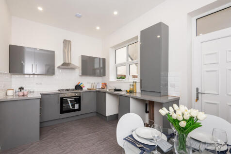 Empress Drive, Blackpool photo 4