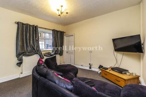 Elm Road, Barrow in furness photo 5