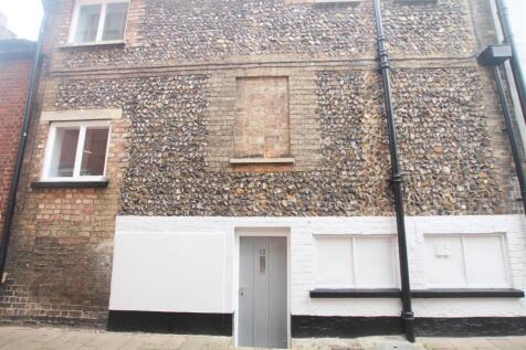 Market Row, Saffron Walden photo 4