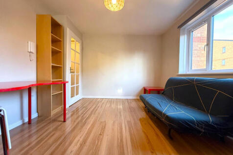 Mornington Road, New Cross, London SE8 photo 3