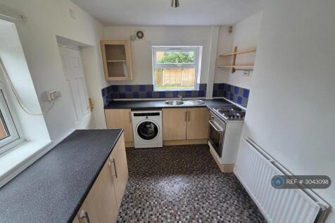 Hopkinson Avenue, Manchester, M34 photo 4