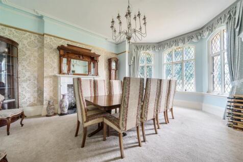 Potterspury House, Potterspury