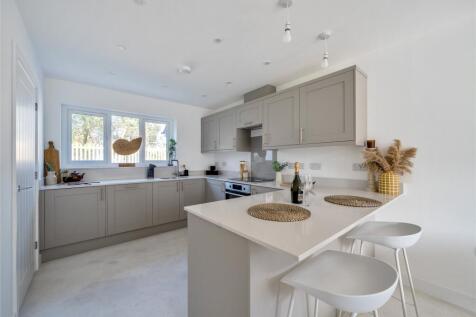 Plot 32