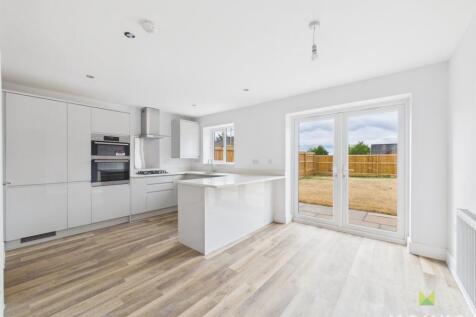 Kitchen/ Dining Room