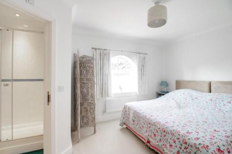 Quoitings Drive, Marlow, SL7 2PE photo 4