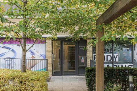 1358941-3-68d40f4...