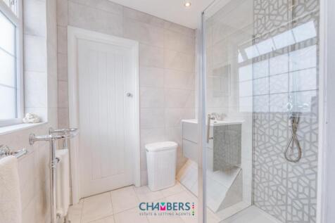 Jack and Jill Ensuite