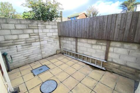 213a Henver Road Yard
