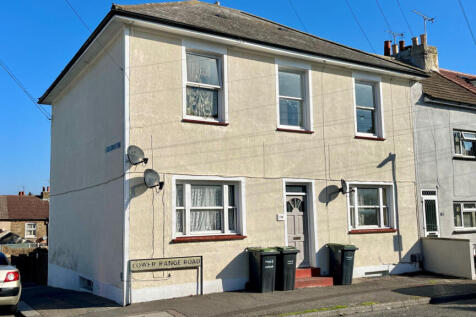 Studio to rent Lower Range Road, Gravesend DA12