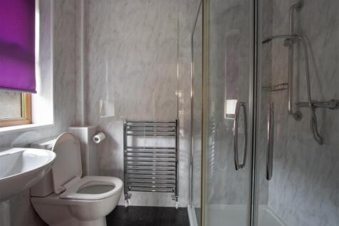 En Suite Shower Room