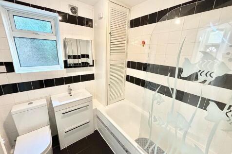 Vale Road, Forest Gate, E7 photo 3