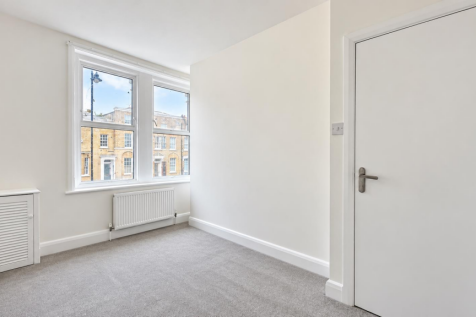 109 Bruce Grove, Tottenham, London photo 3