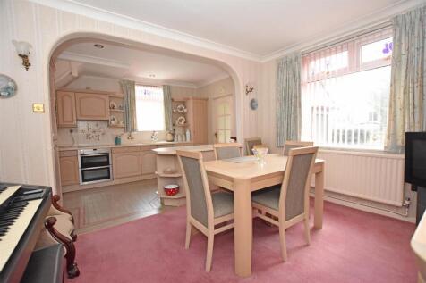 Open Plan Kitchen Dining Room II.JPG