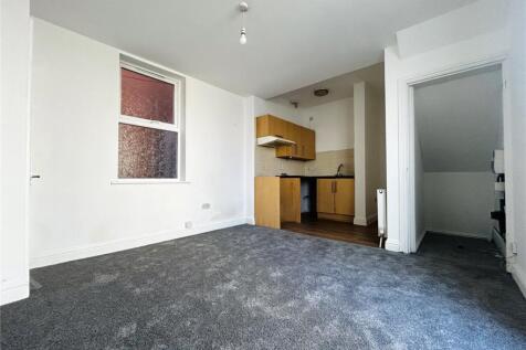 Lounge Kitchenette