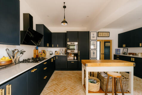 Croft-Hastings-HughendenRoad-Interior-47
