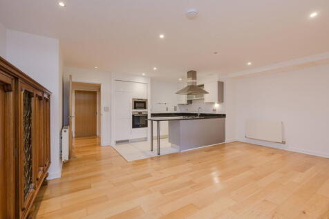 Whitelands Crescent, SW18 photo 4