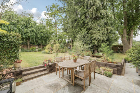 1299518-17-683587...