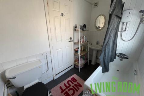 Harriet Street, Cathays, Cardiff photo 4