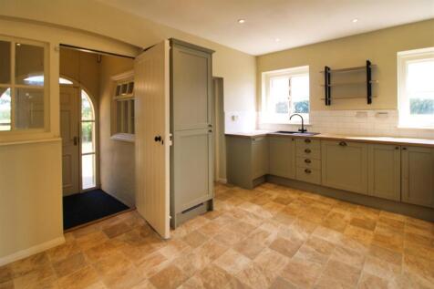 Kitchen Rear Hall.jpg