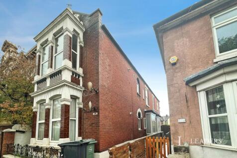 2 Bedroom Flat in PO1 5EZ