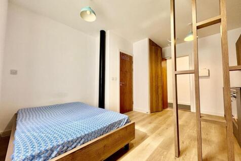 PHOTO-2025-07-28-17-50-05 3.jpg