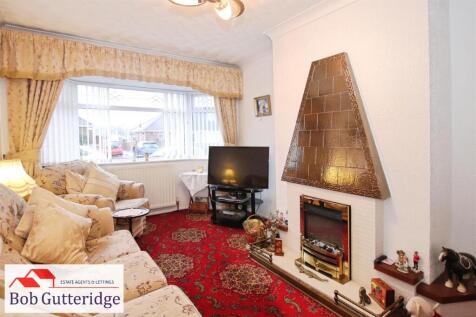 BAY FRONTED LOUNGE