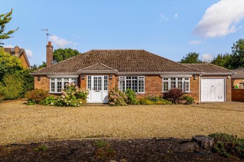 40 Station Road (Surfleet)-10.jpg