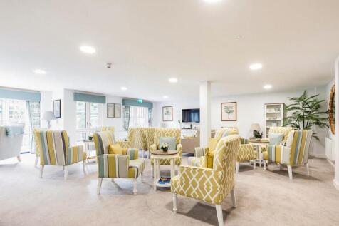 Homeowners Lounge.jpg