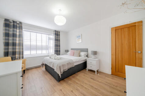 1358137-13-68d53f...