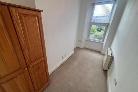 12 Ashford Road Flat 2 photo 3