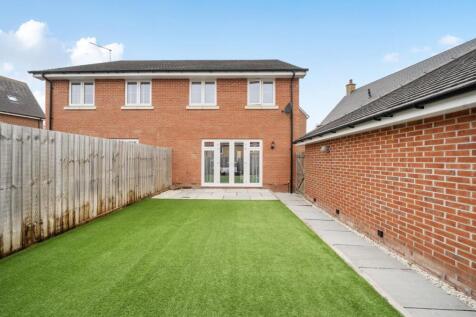 17 Deerhurst Road