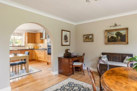 Pasture Lodge Dining Room-2.jpg