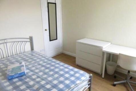 Bed 3, Mallow Road, Liverpool photo 5