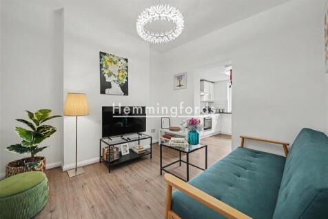 253B Royal College Street NW1 9LU-6.jpg
