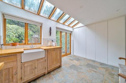 Kitchen/Breakfast Rm